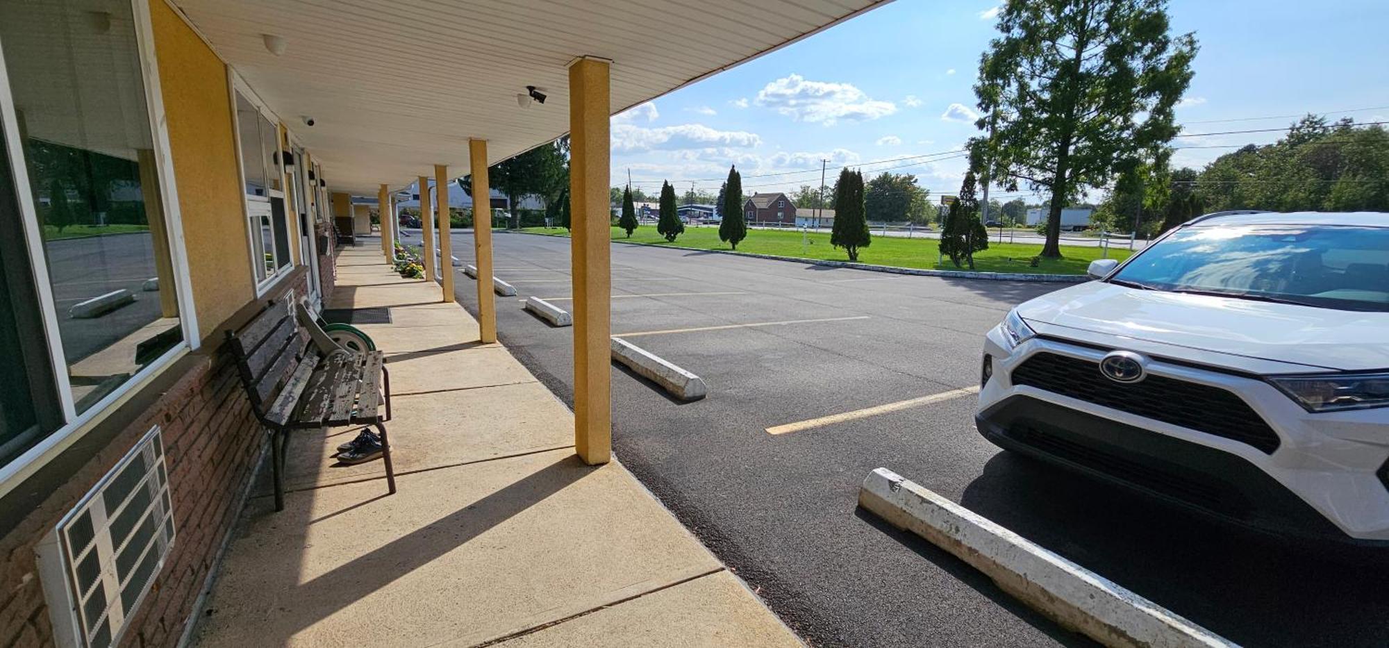 Mount Laurel Motel Hazleton Luaran gambar